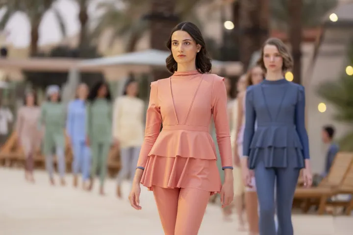 لانيوك تكشف عن مجموعة الربيع/الصيف 2026 “سولييل” في عرض حصري داخل أكوارابيا بمدينة القدية