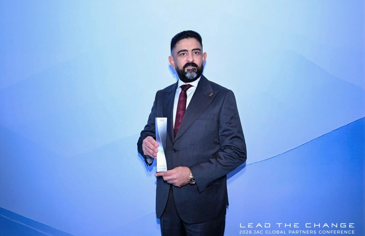 إنجاز إقليمي: أحمد العبيدي يتوج بجائزتين عالميتين من JAC Motors