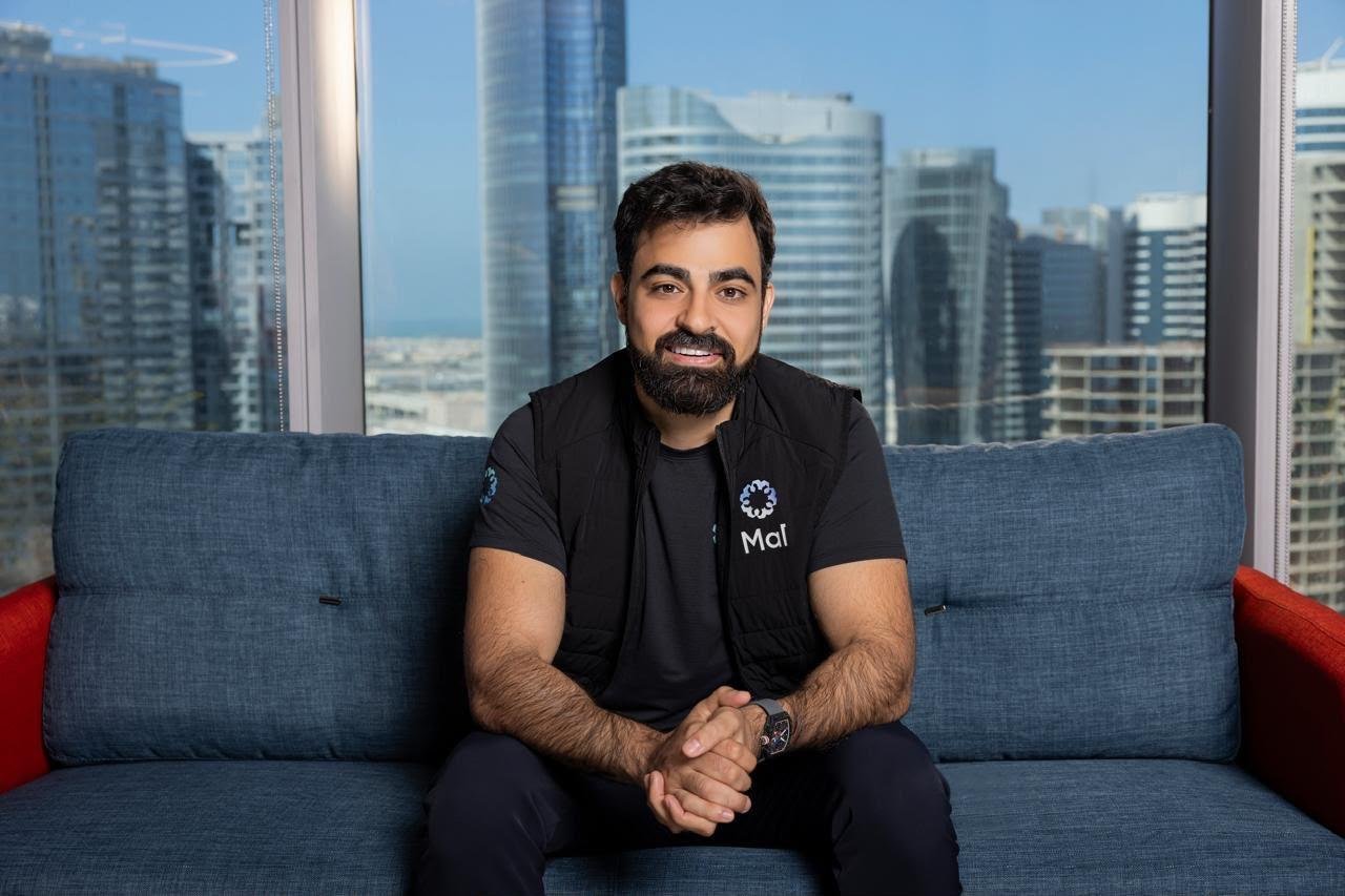 مال تفتح قائمة الانتظار عالمياً وتدشّن عصراً جديداً من التمويل الإسلامي المبني بالكامل حول الذكاء الاصطناعي